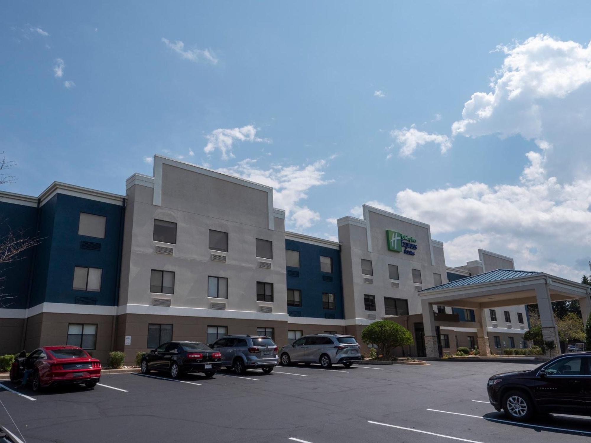 Holiday Inn Express & Suites Greenville Airport I85 By Ihg Buitenkant foto