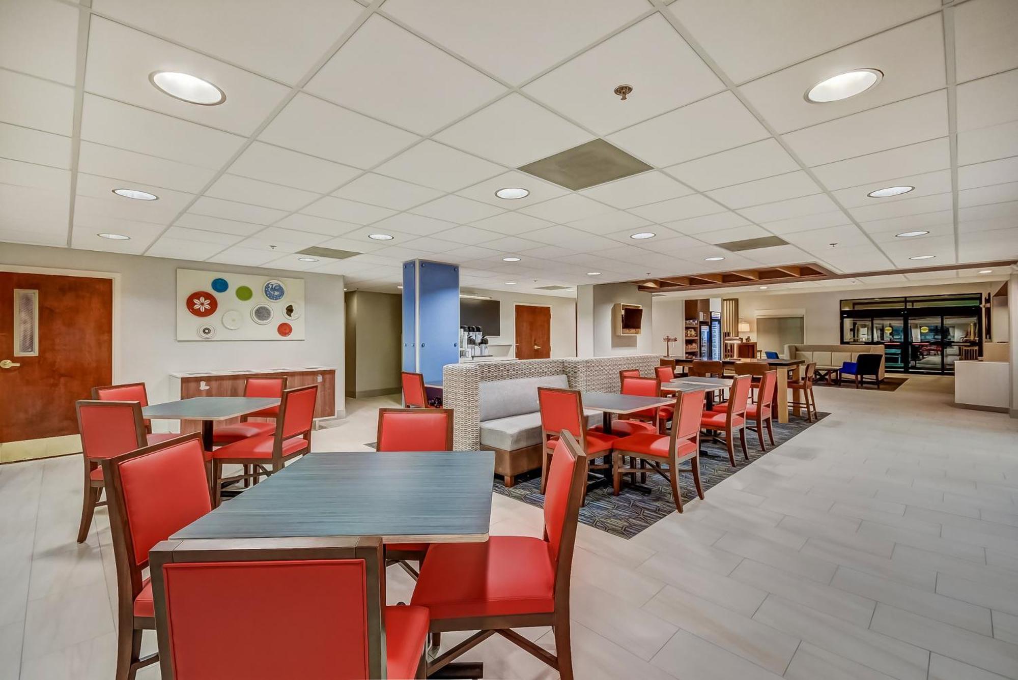 Holiday Inn Express & Suites Greenville Airport I85 By Ihg Buitenkant foto