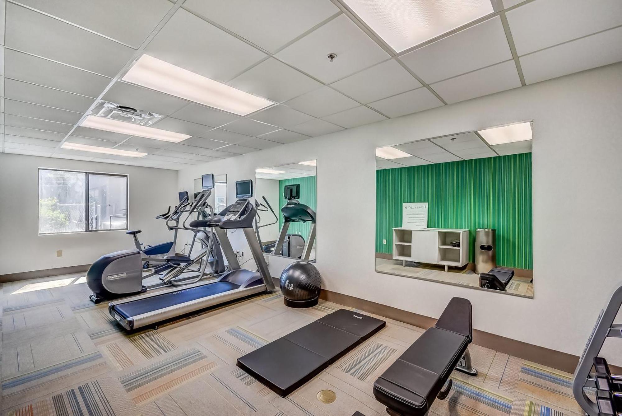 Holiday Inn Express & Suites Greenville Airport I85 By Ihg Buitenkant foto
