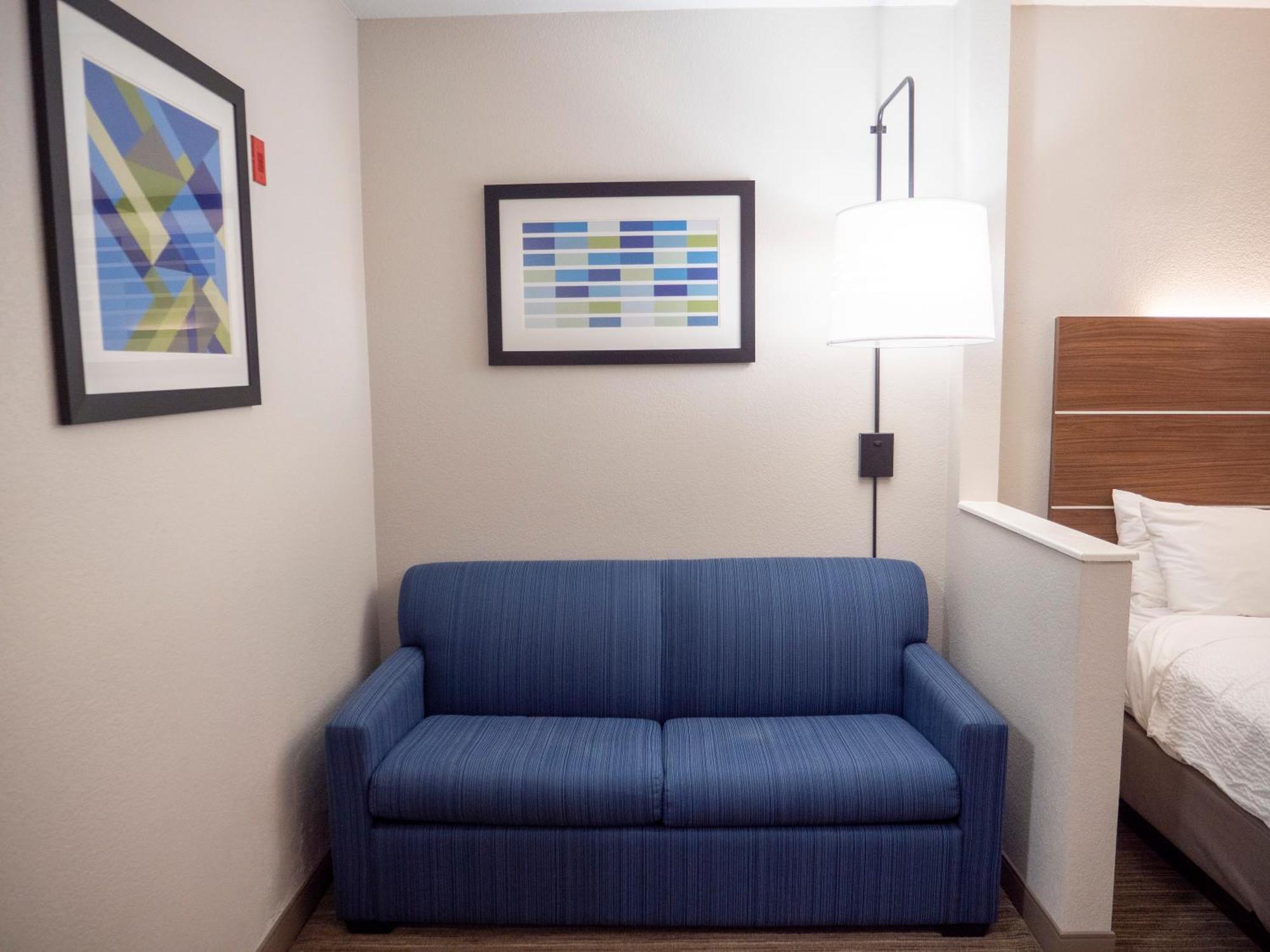 Holiday Inn Express & Suites Greenville Airport I85 By Ihg Buitenkant foto