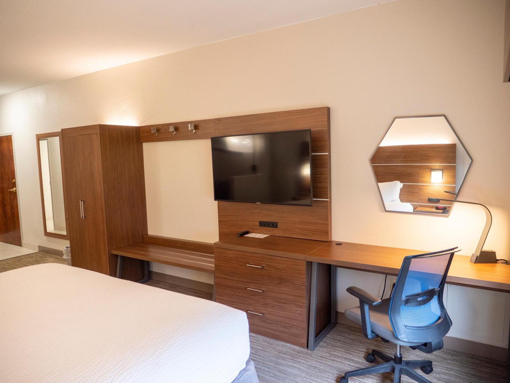 Holiday Inn Express & Suites Greenville Airport I85 By Ihg Buitenkant foto